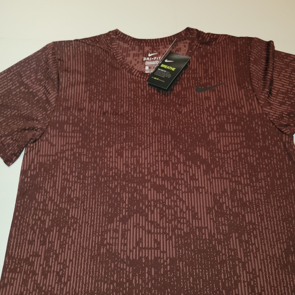 Nike Mens Drifit Miler Tshirt Burgundy 
